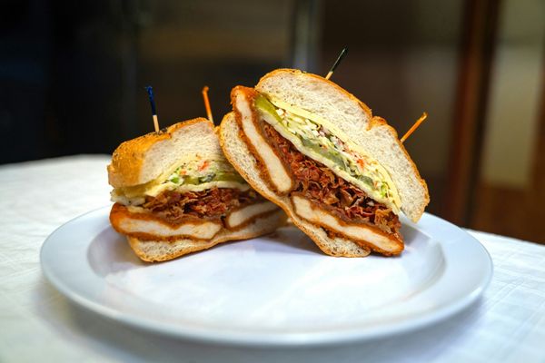 Rocky's Millwood Deli by null