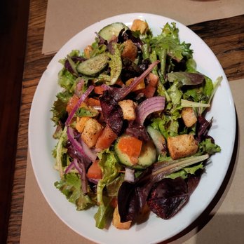 Fixture Pizza Pub - Garden salad with vinaigrette dressing - Pizza Near Me - Milwaukee, Wisconsin