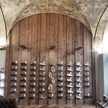 Shoepassion - Shoe Stores Near Me - Hamburg, HH