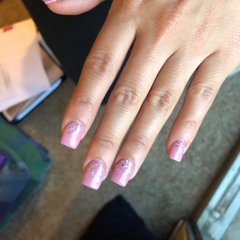 Queen's Nails and Spa - Nail Salons Near Me - Concord, California