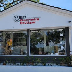 Rick's Electronics Boutique - Come Visit Our Store!