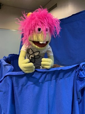 Live Puppet Shows - Party Puppet Show is a unique hand-and-rod puppet theater program committed to providing a lively variety show that uses puppets, comedy & music that encourages children to be creative and use their imaginations. Audiences will laugh, sing, and dance as they are introduced to a variety of comedy and music styles. The puppet show also has programming for any preschool curriculum subject and holiday themes. Each show is filled with an amazing assortment of 10 different characters performing different music genres