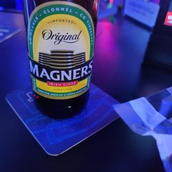 Turn 3 Sports Bar - Irish Cider