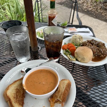 Castroville Cafe - Grilled cheese and meatloaf - Cafes Near Me - Castroville, Texas
