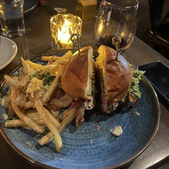 Eureka! - California Burger - American Near Me - Aliso Viejo, California Eureka! - California Burger - American Near Me - Aliso Viejo, California