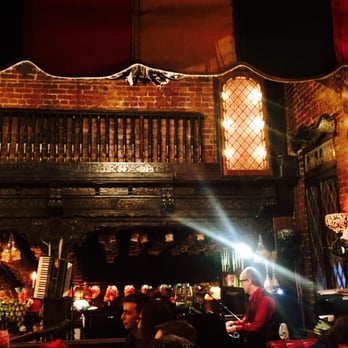 Miceli's Italian Restaurant - Piano player - Italian Near Me - Los Angeles, California
