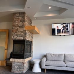 Advanced Family Dental by Espire - Cozy waiting area