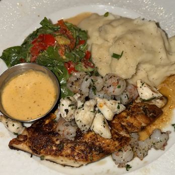 Haywire - New American Near Me - Austin, Texas