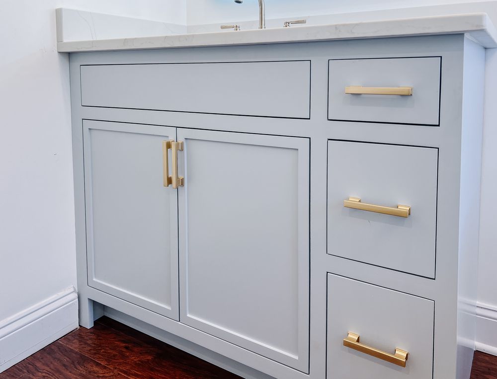 Slide of Willow Custom Cabinet