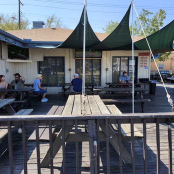 Billy's on Burnet - Outdoor seating - American Near Me - Austin, Texas