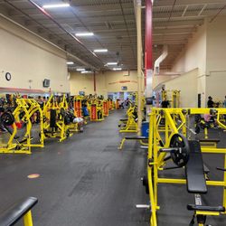 Retro Fitness - Inside the gym