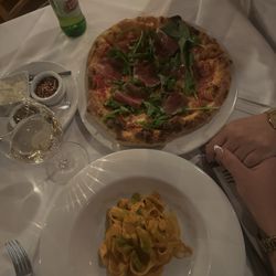 Vecchio Forno - Salmon pasta and Prosciutto pizza
