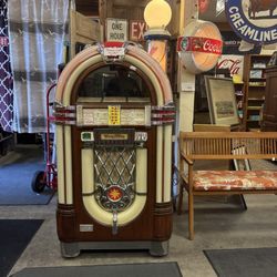 Henley's Antiques and Estate Sale Store