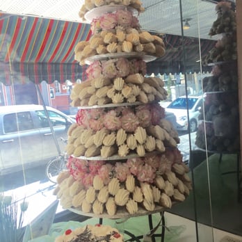 Alati-Caserta - Bakeries Near Me - Montreal, Quebec
