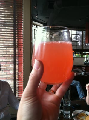 Greenlake Bar & Grill by null