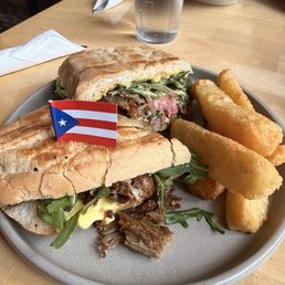 Pernil Pernil
