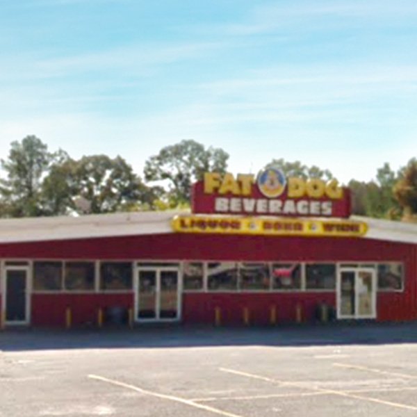 Fat Dog Beverages Logo