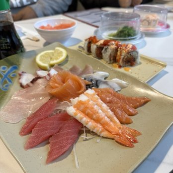 Fuji Sushi Buffet - Combination sashimi - Japanese Near Me - Concord, California Fuji Sushi Buffet - Combination sashimi - Japanese Near Me - Concord, California