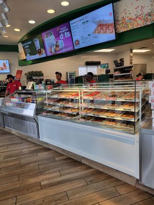 Krispy Kreme by null