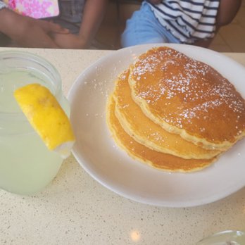 Lynbrook Eats - Diners Near Me - Lynbrook, New York