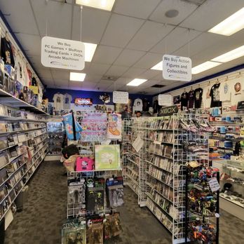 Retro Games Plus - Inside the store - Video Game Stores Near Me - Huntington Beach, California Retro Games Plus - Inside the store - Video Game Stores Near Me - Huntington Beach, California