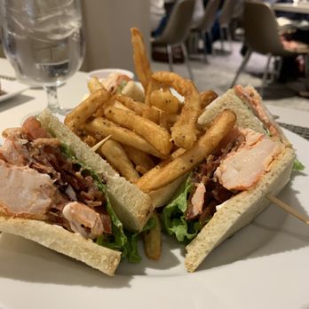 NM Cafe - Lobster Club - New American Near Me - Palo Alto, California NM Cafe - Lobster Club - New American Near Me - Palo Alto, California