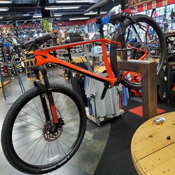 Incycle Bicycles - 2021 Scott Scale 29 carbon frame hard tail ($1700) - Bikes Near Me - San Dimas, California Incycle Bicycles - 2021 Scott Scale 29 carbon frame hard tail ($1700) - Bikes Near Me - San Dimas, California