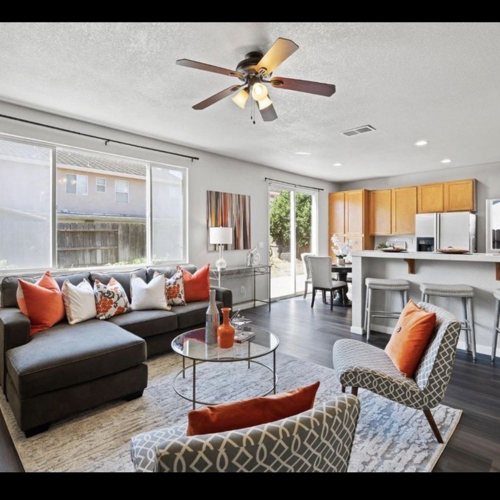 Casa Royal Home Staging - Living room. - Interior Design Near Me Casa Royal Home Staging - Living room. - Interior Design Near Me