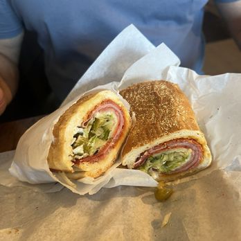 Potbelly Sandwich Shop - Italian sandwich - Sandwiches Near Me - Orlando, Florida Potbelly Sandwich Shop - Italian sandwich - Sandwiches Near Me - Orlando, Florida