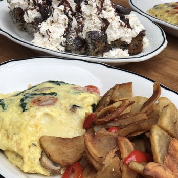 Jacob's Pickles - Veggie - Cheese Omelette Oreo biscuit French toast - Comfort Food Near Me - New York, New York