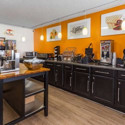 Super 8 by Wyndham Dubuque/Galena Area - Property amenity