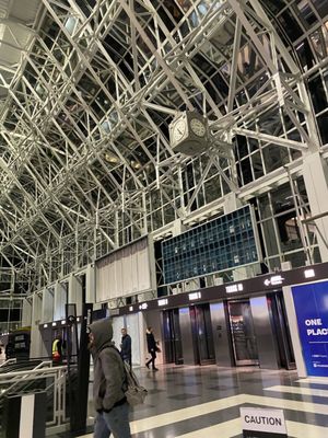 Ogilvie Transportation Center by null