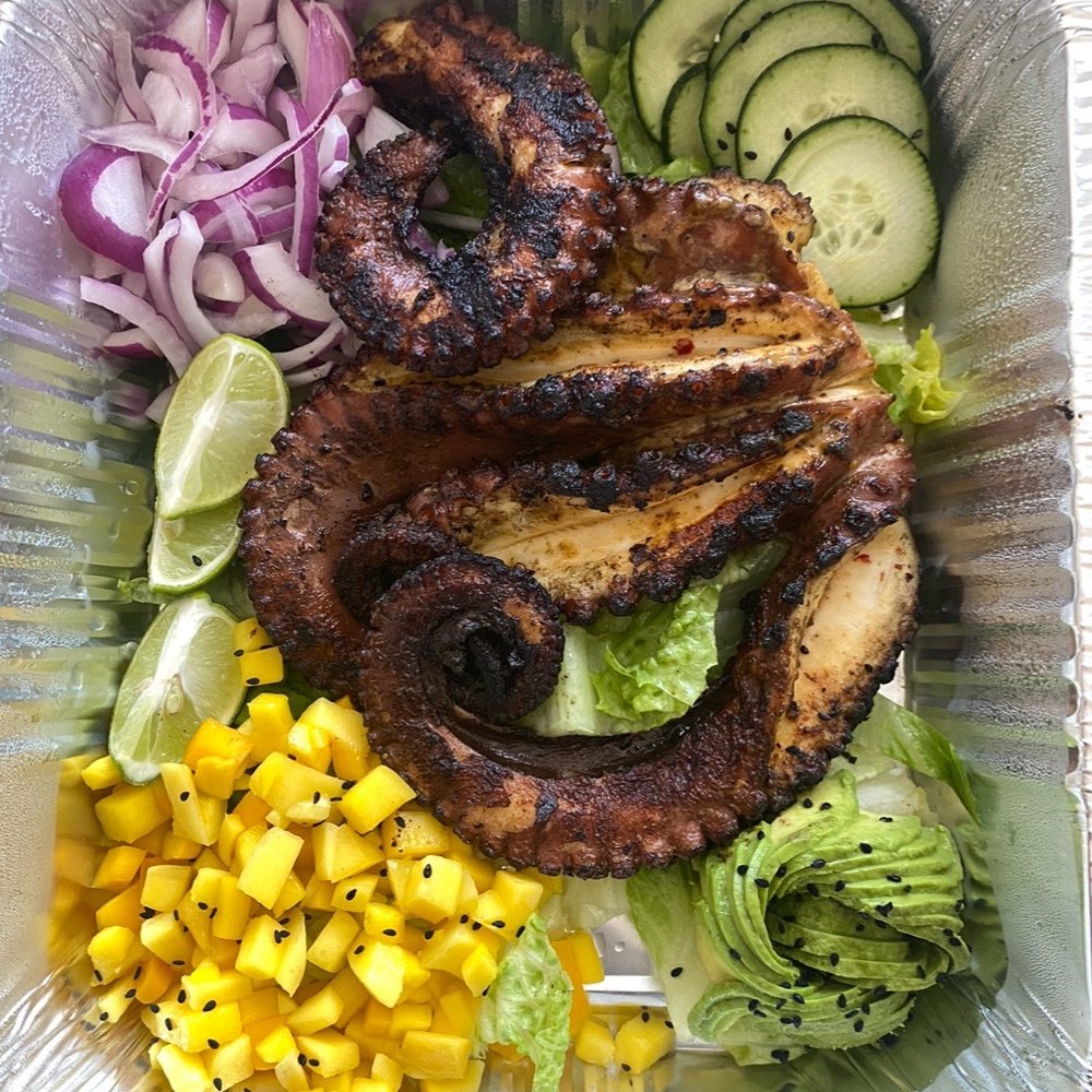 Pulpo Sarandeado.  If the octopus comes out this delicious, imagine how everything else taste.