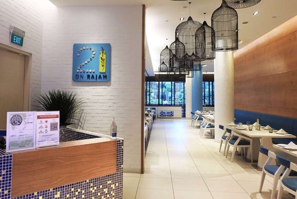 Days Hotel by Wyndham Singapore at Zhongshan Park by null