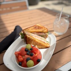 Bees & Boards Restaurant + Provision - Club Sandwich