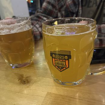 Orange & Brew - Draft beer - Beer Bar Near Me - Downers Grove, Illinois Orange & Brew - Draft beer - Beer Bar Near Me - Downers Grove, Illinois