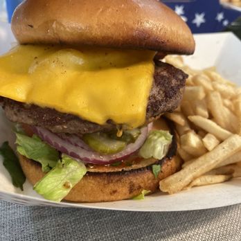 Historic Silver Cafe - BBQ Bacon Cheeseburger - American Near Me - Pioche, Nevada