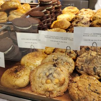 {petite} maman - Cafes Near Me - New York, New York