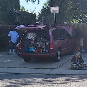 Longmont Police Dept - This has been going on for days. Tax dollars we'll spent.Weak laws make for super weak enforcement. - Police Departments Near Me - Longmont, Colorado Longmont Police Dept - This has been going on for days. Tax dollars we'll spent.Weak laws make for super weak enforcement. - Police Departments Near Me - Longmont, Colorado
