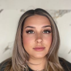 Aesthetics of Denver - Hybrid lashes