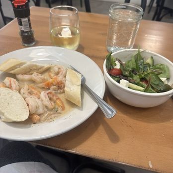 Vignolas Italian Kitchen - Restaurant and food - Italian Near Me - Edmond, Oklahoma