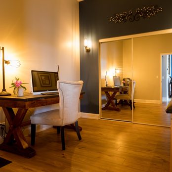 Crosstown Chiropractic - Chiropractors Near Me - Chicago, Illinois Crosstown Chiropractic - Chiropractors Near Me - Chicago, Illinois