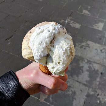 Old Bridge - Old Bridge Gelato 01/14/2020: 5tracciatella, Pistachio, Biscotto - Ice Cream & Frozen Yogurt Near Me - Rome, RM