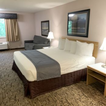 Shilo Inns Tillamook - Hotels Near Me - Tillamook, Oregon