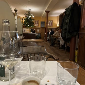 Restaurant brasserie au violon - Gaststube - French Near Me - Basel, BS Restaurant brasserie au violon - Gaststube - French Near Me - Basel, BS