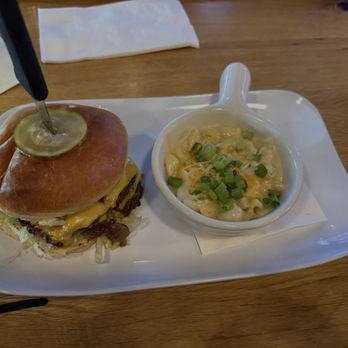Yogi’s - Sports Bars Near Me - Columbus, Ohio