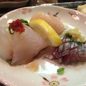 Izumi - Sushi Bars Near Me - Kirkland, Washington
