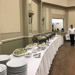 Logos Centre Banquet Hall - Buffet at the side with the drink counter.