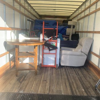 Holders Angels Moving Company - Unload job for a lady from Tennessee - Movers Near Me Holders Angels Moving Company - Unload job for a lady from Tennessee - Movers Near Me