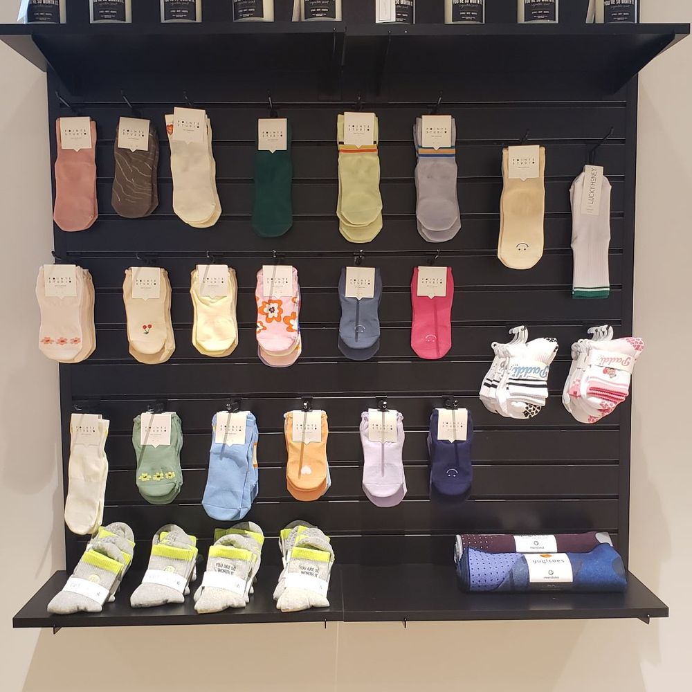 Cut and Flow - Grip Socks - Trainers Near Me - Lynnwood, Washington Cut and Flow - Grip Socks - Trainers Near Me - Lynnwood, Washington